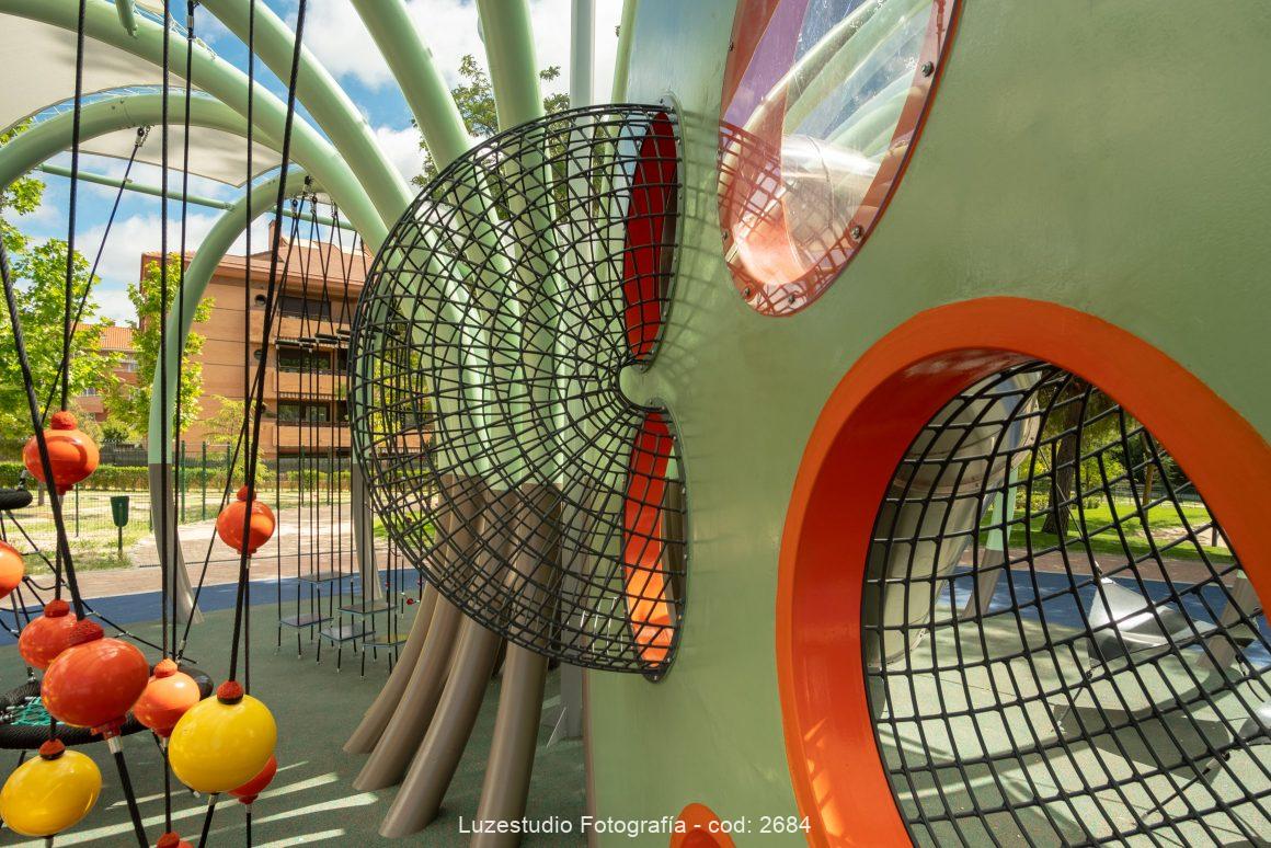 tubos de acero para escalar en parque intantil nautilus boadilla