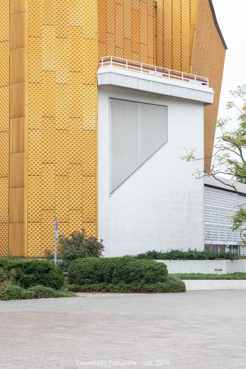 fachada edificio filarmónica de berlin proyecto del arquitecto hans scharoun