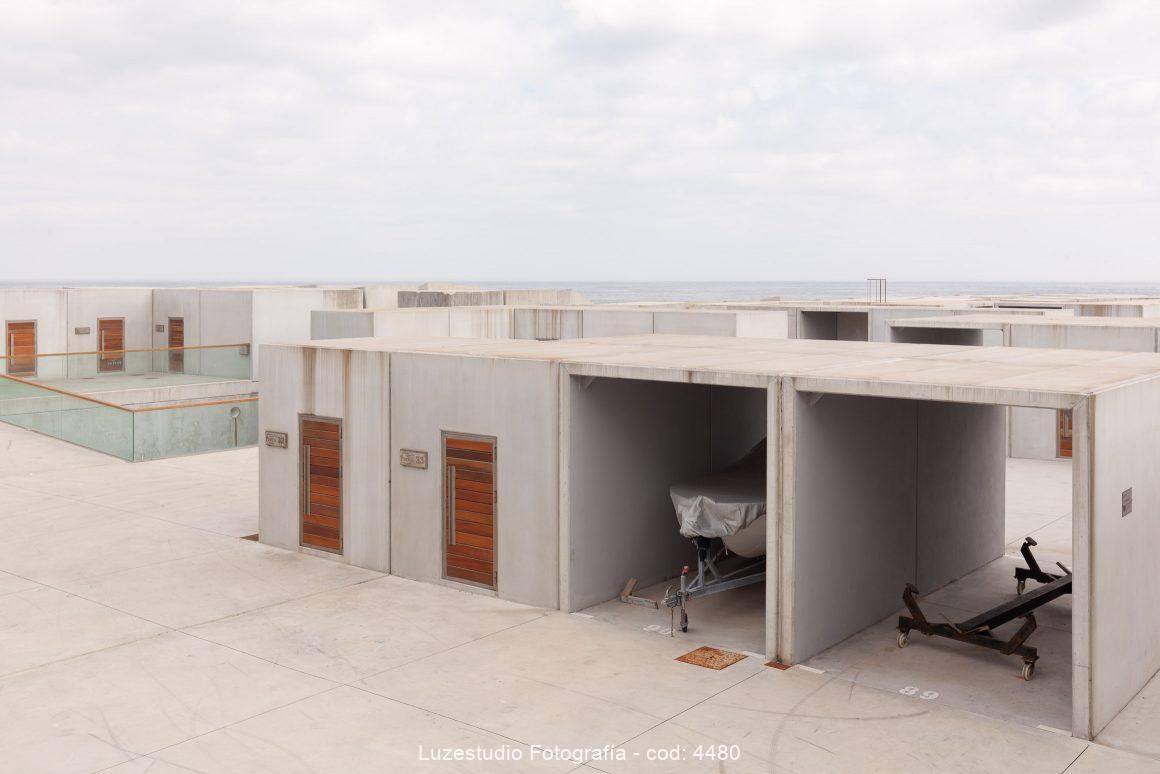 almacenes de hormigón para embarcamientos en ampliación del puerto de caión