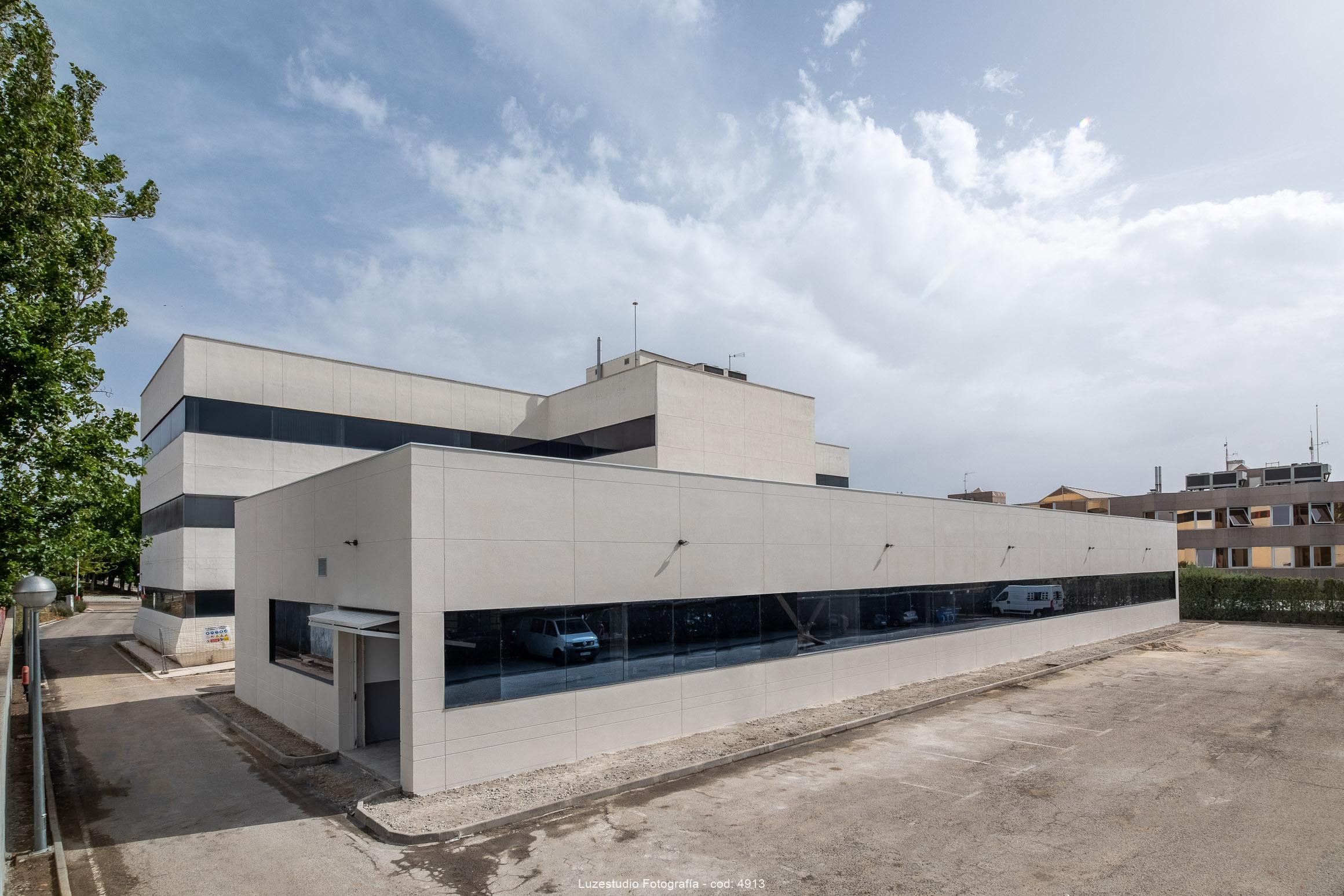 edificio nave centro de datos nueva construcción abril arquitectura en tres cantos madrid