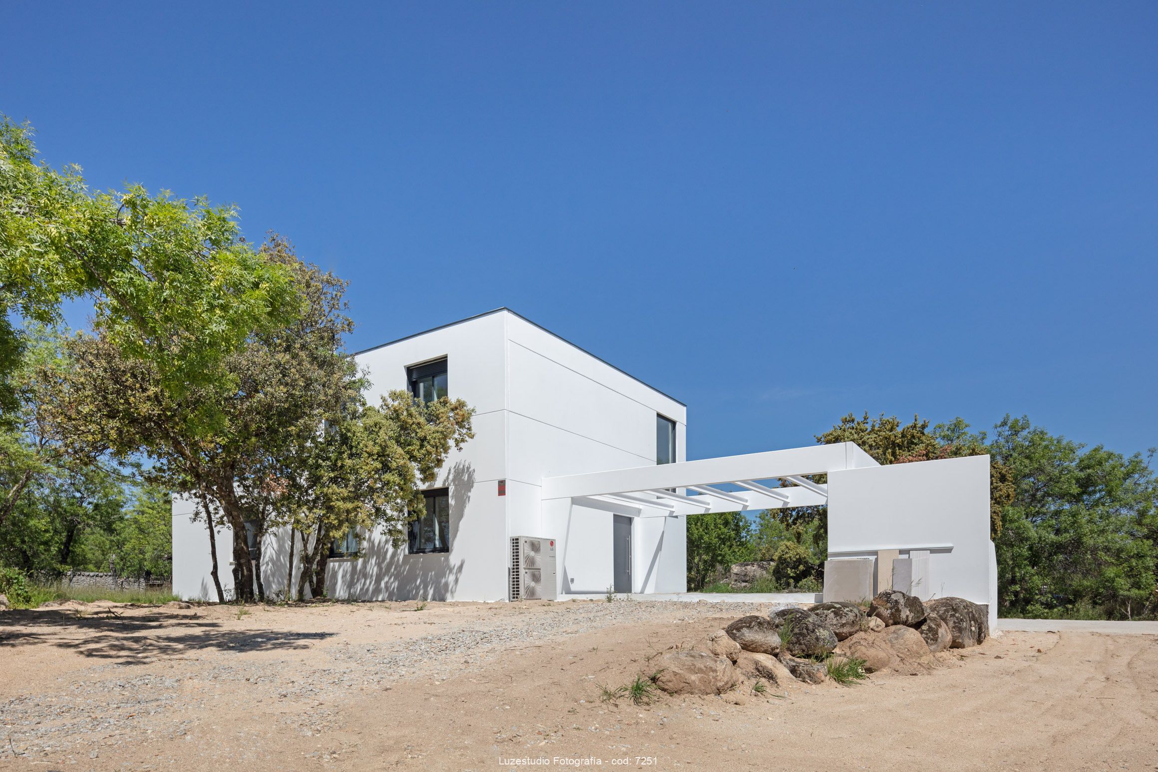 casa modular de hormigón fotografía de arquitectura realizada en la comunidad de madrid